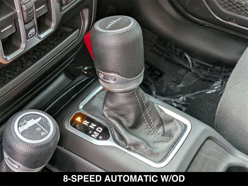 Used 2021 Jeep Gladiator Willys image 5