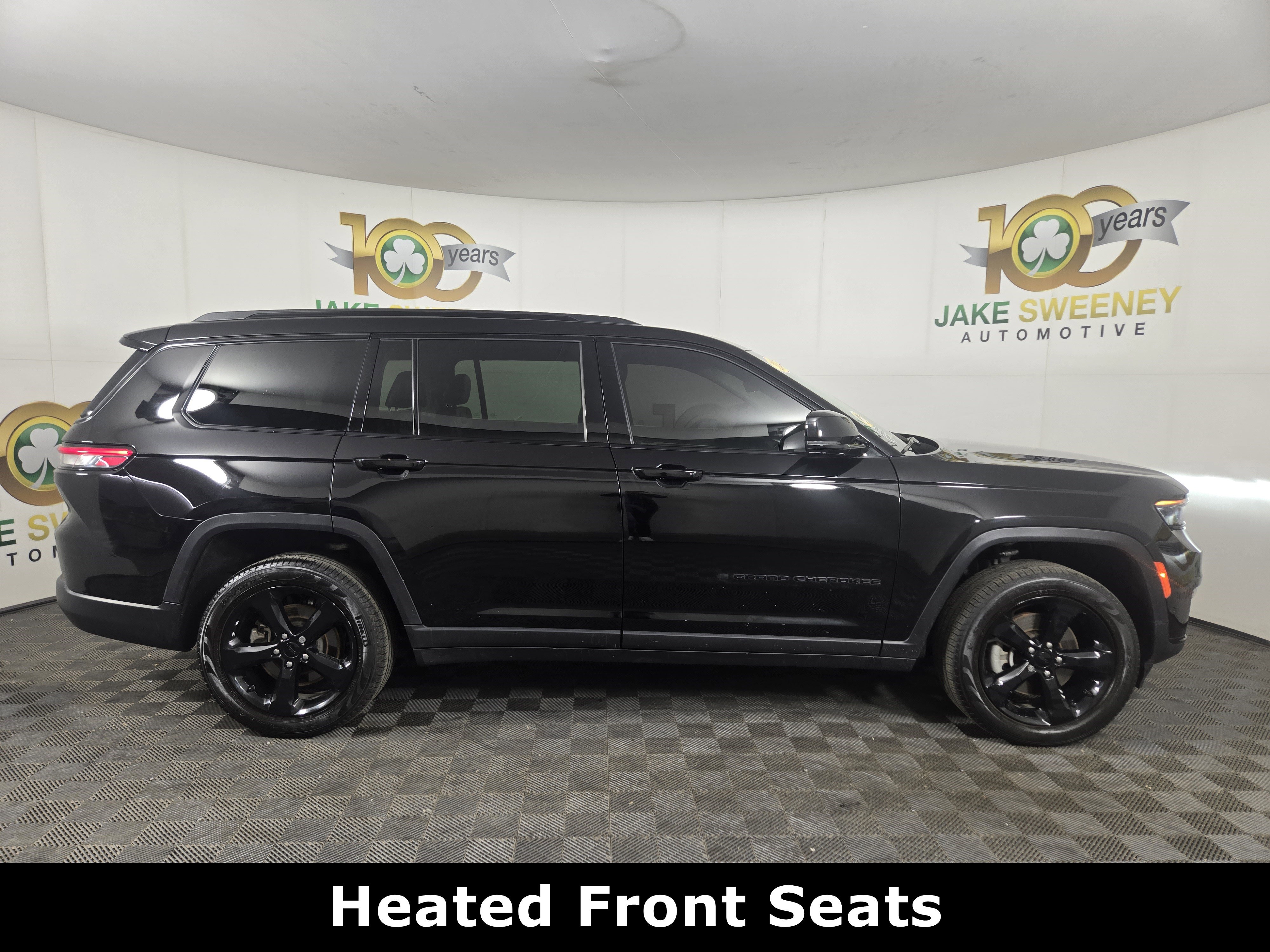 Certified 2023 Jeep Grand Cherokee L Limited w/ Luxury Tech Group II image 11