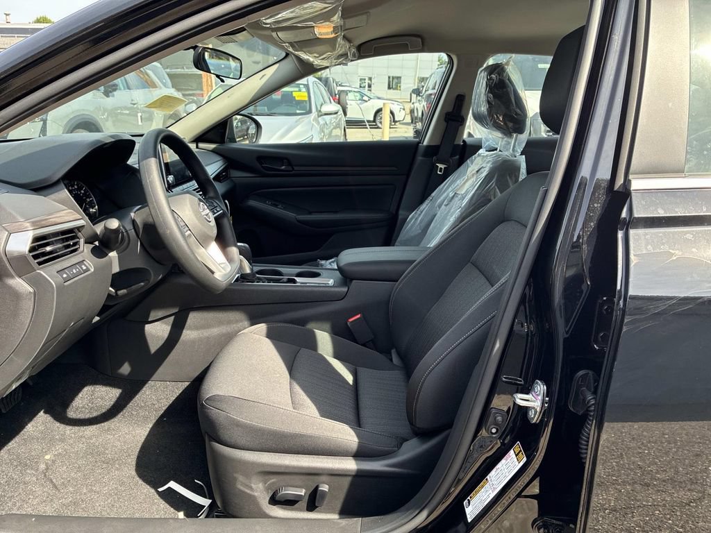 New 2026 Nissan Altima 2.5 SV AWD/4WD image 8