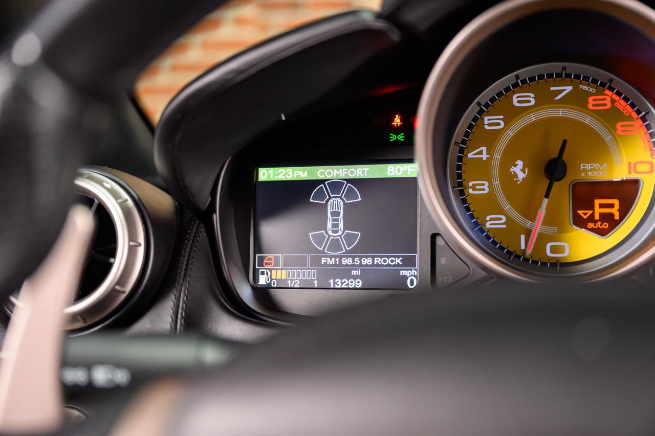 Used 2014 Ferrari California image 47