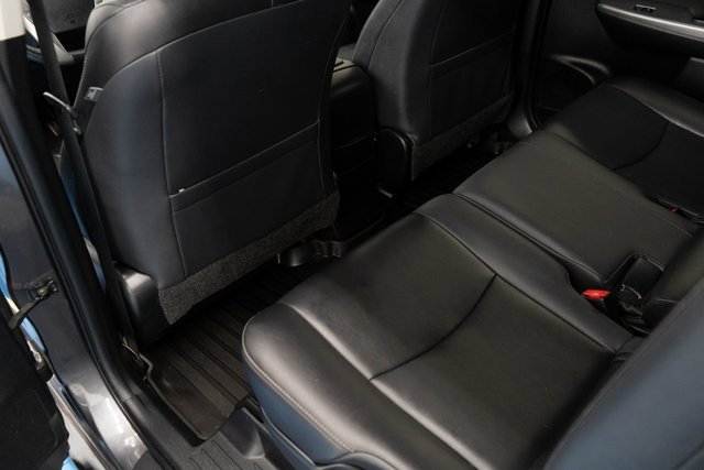 Used 2016 Toyota Prius V Four image 16