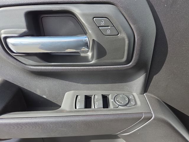 New 2026 Chevrolet Silverado 1500 Custom w/ LPO, Dark Essentials Package image 9