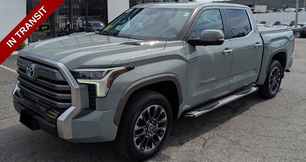 Used 2024 Toyota Tundra Limited AWD/4WD image 1