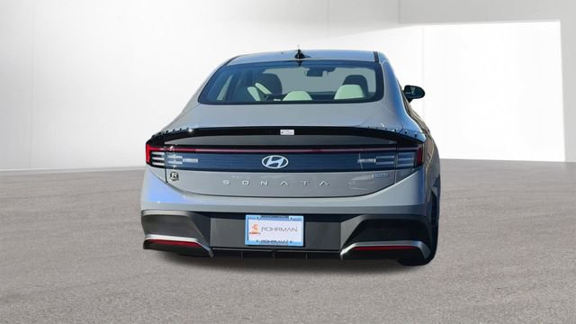 New 2026 Hyundai Sonata Blue FWD image 8