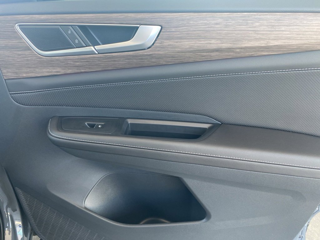 New 2025 Volkswagen Atlas SEL image 26