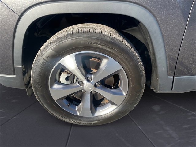 Used 2022 Jeep Cherokee Limited image 14