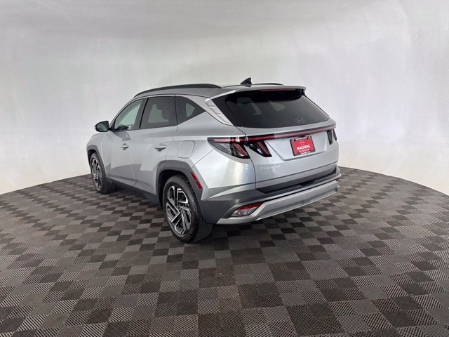Used 2025 Hyundai Tucson Limited FWD image 7