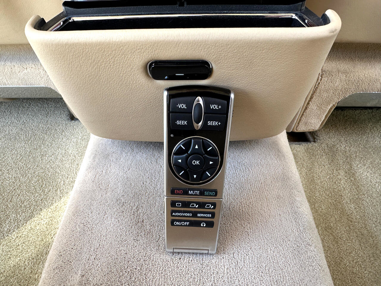Used 2004 Maybach 57 image 57