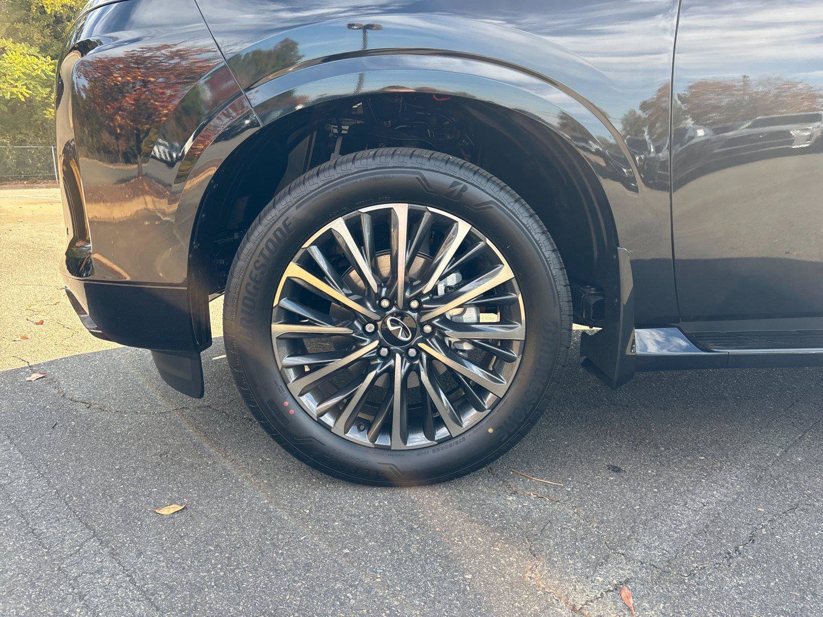 New 2027 INFINITI QX80 Autograph AWD/4WD image 10