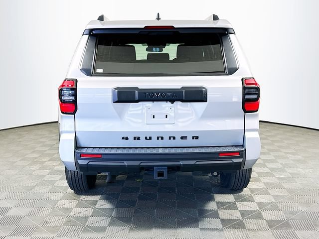 Certified 2025 Toyota 4Runner SR5 AWD/4WD image 9