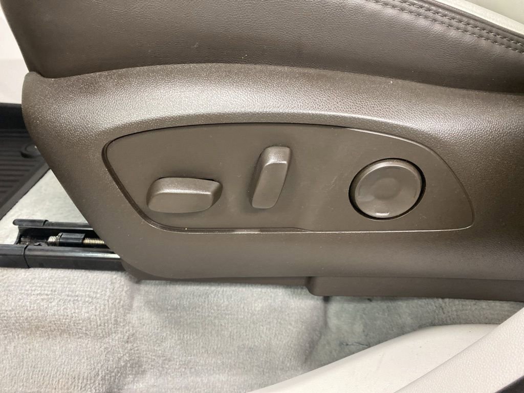 Certified 2024 GMC Acadia Denali w/ Super Cruise Package image 39