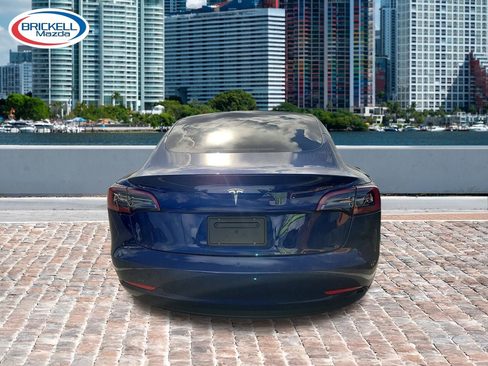 Used 2023 Tesla Model 3 Standard Range image 5