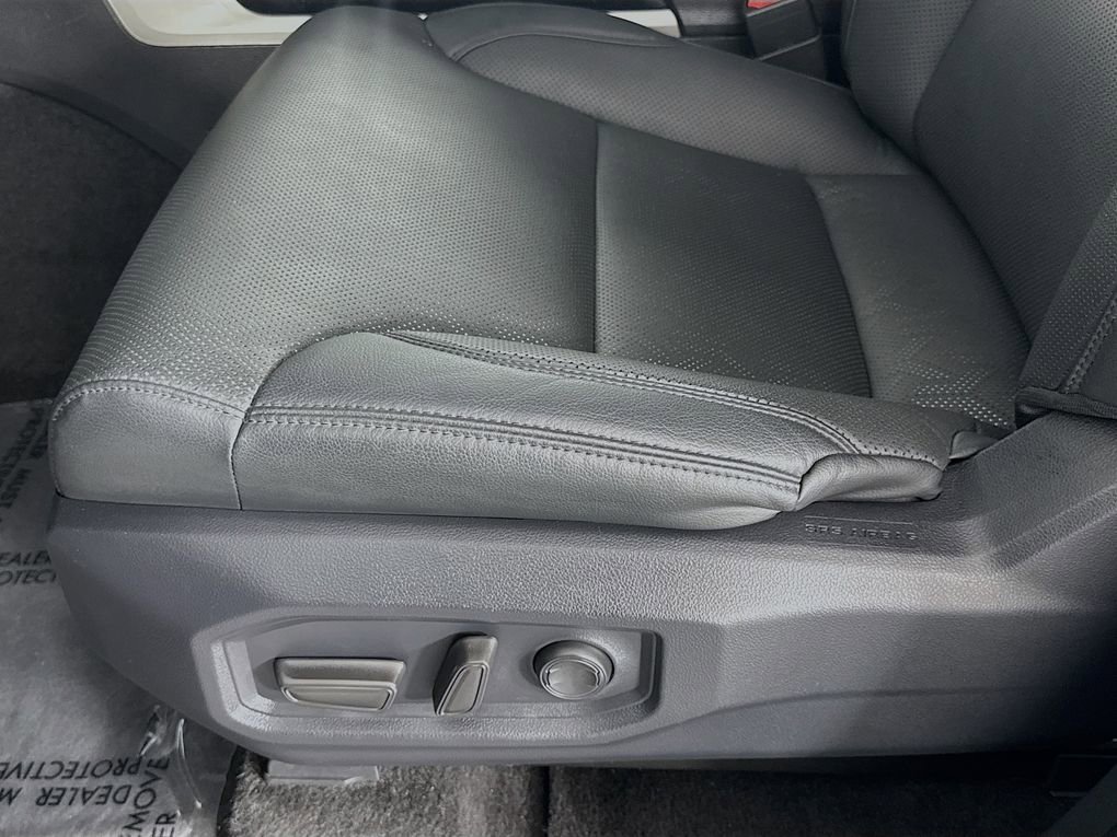 Used 2025 Toyota Tundra SR5 w/ SR5 Premium Package image 26
