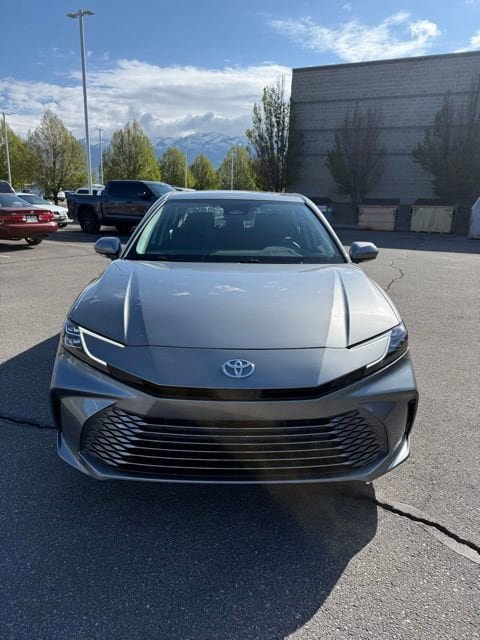 New 2026 Toyota Camry XLE AWD/4WD image 3