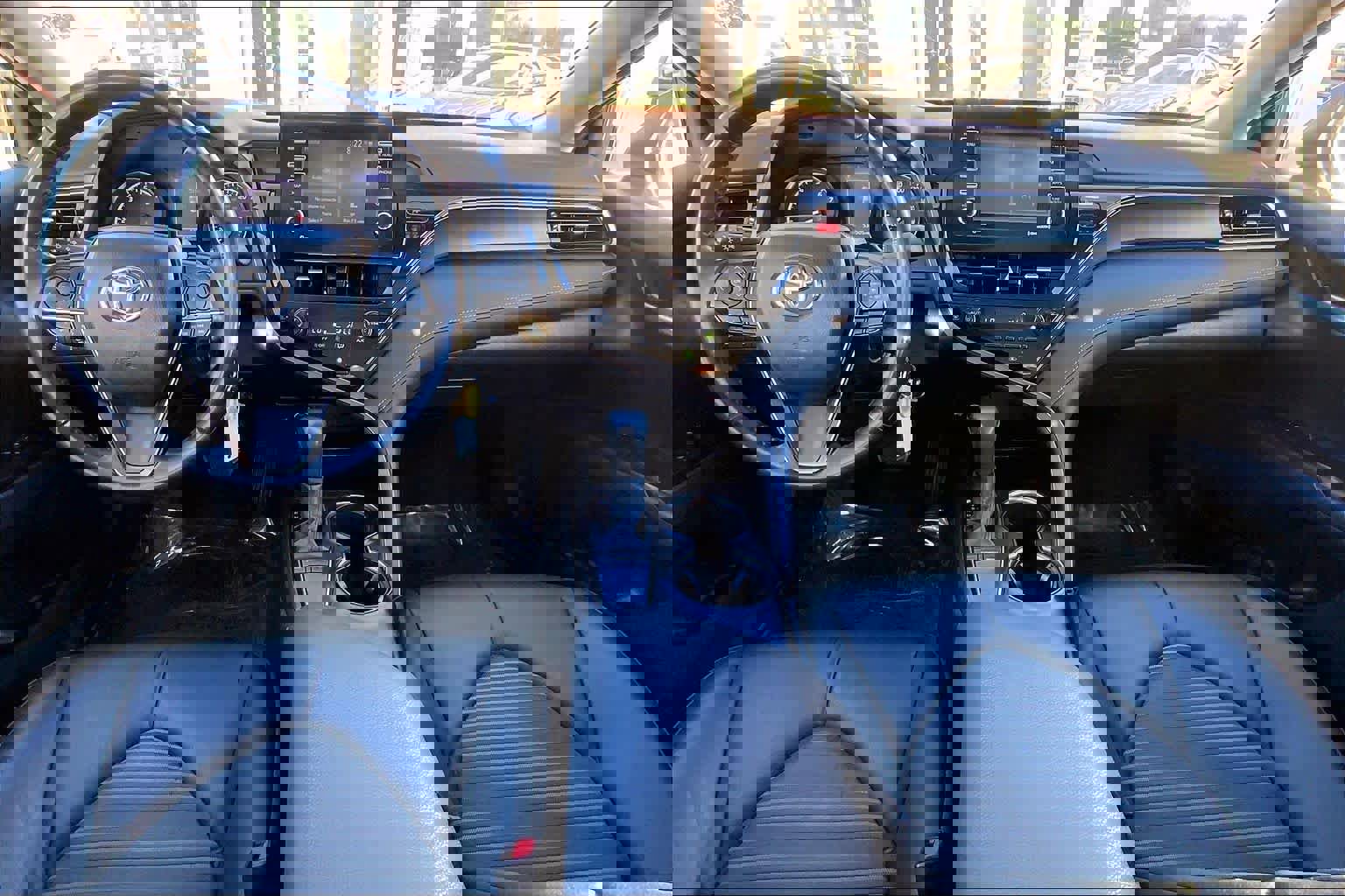 Used 2023 Toyota Camry SE image 15