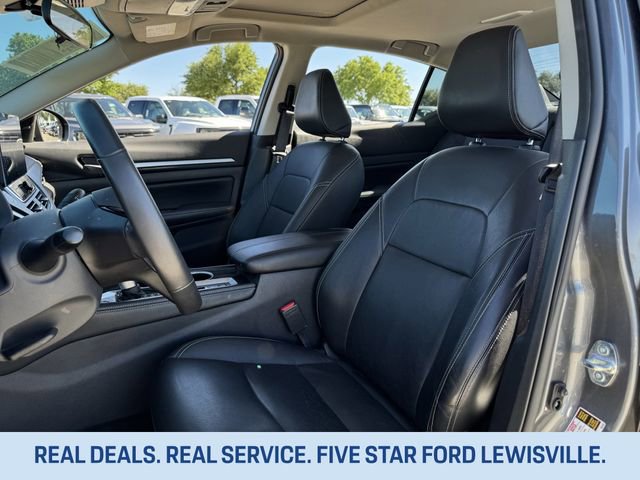 Used 2024 Nissan Altima 2.5 SL FWD image 25