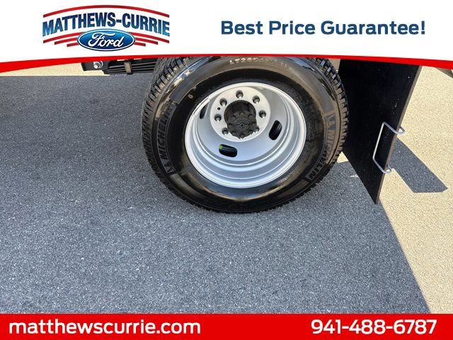 New 2026 Ford F350 XL w/ XL Chrome Package image 15