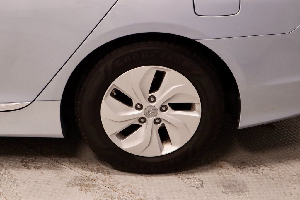 Used 2013 Hyundai Sonata Hybrid image 18