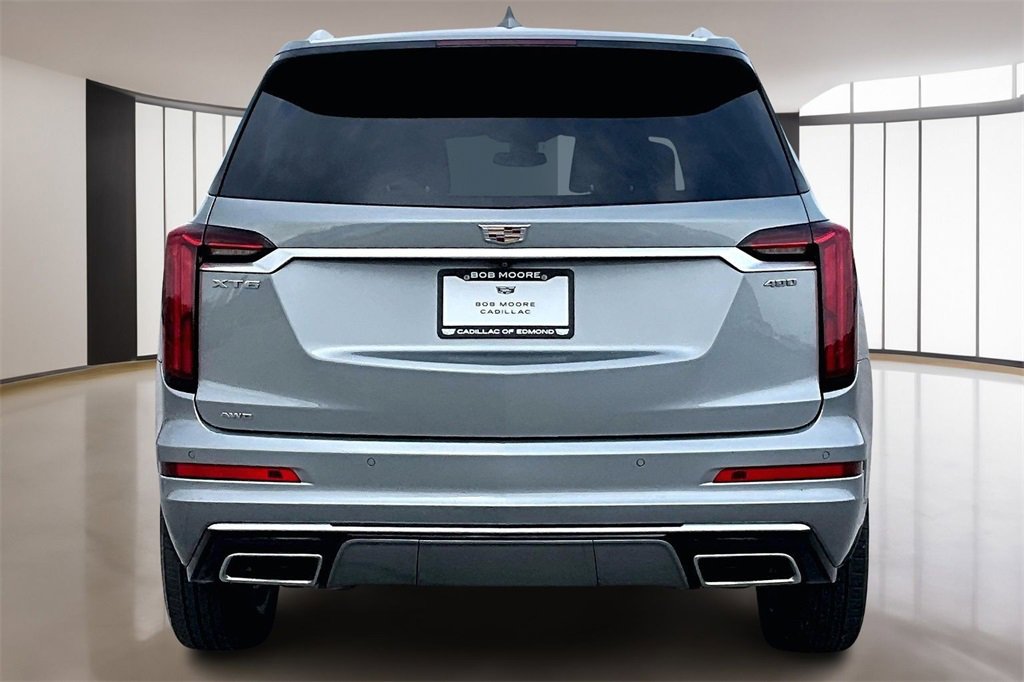 Certified 2025 Cadillac XT6 Premium Luxury image 4