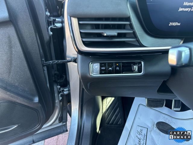 Used 2024 Buick Envision Sport Touring image 12