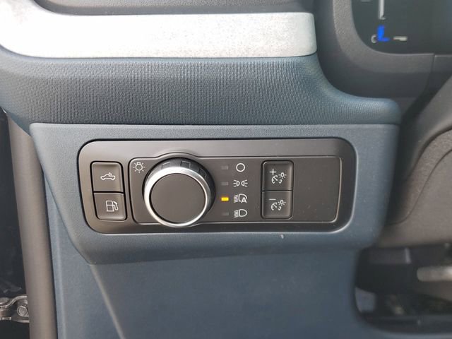 New 2026 Ford Maverick XLT w/ XLT Luxury Package FWD image 19