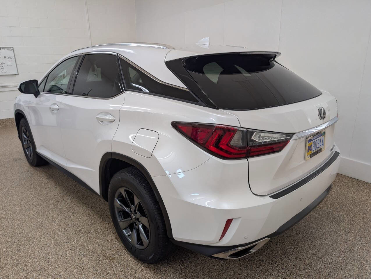 Used 2016 Lexus RX 350 AWD w/ Premium Package image 3