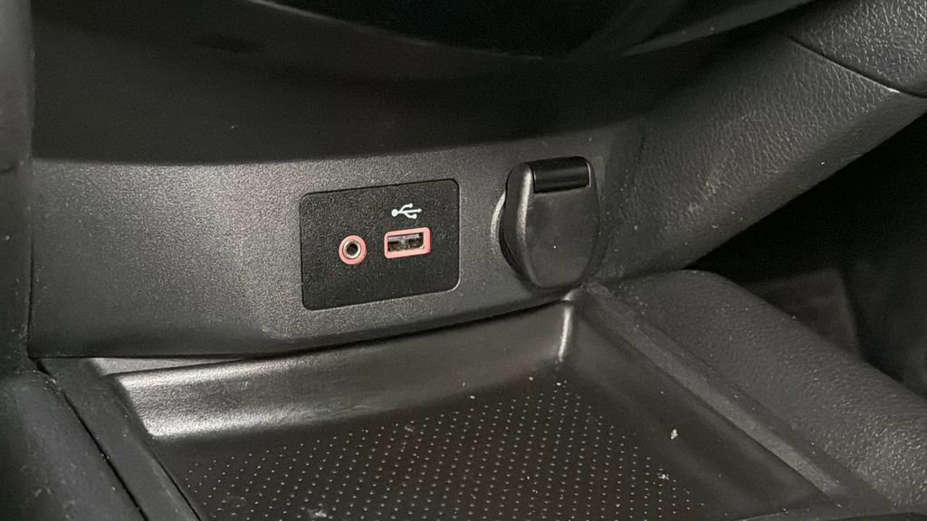 Used 2020 Nissan Rogue SV image 26