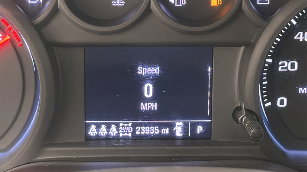 Used 2025 Chevrolet Silverado 1500 Custom w/ LPO, Dark Essentials Package AWD/4WD image 18