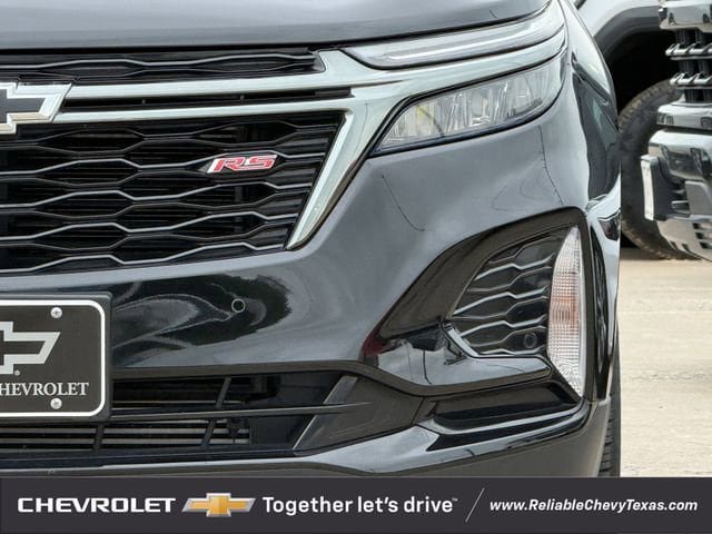 Used 2023 Chevrolet Equinox RS w/ LPO, Cargo Package FWD image 4