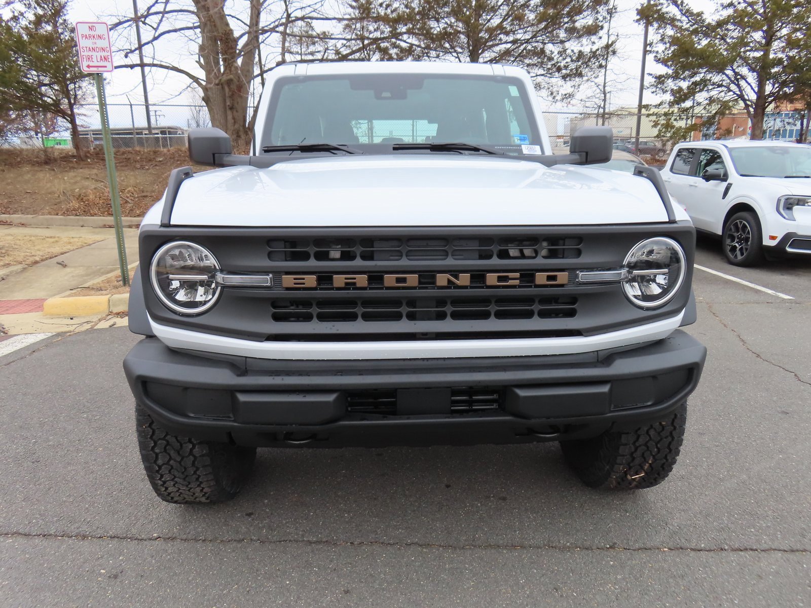 New 2025 Ford Bronco 4-Door image 2