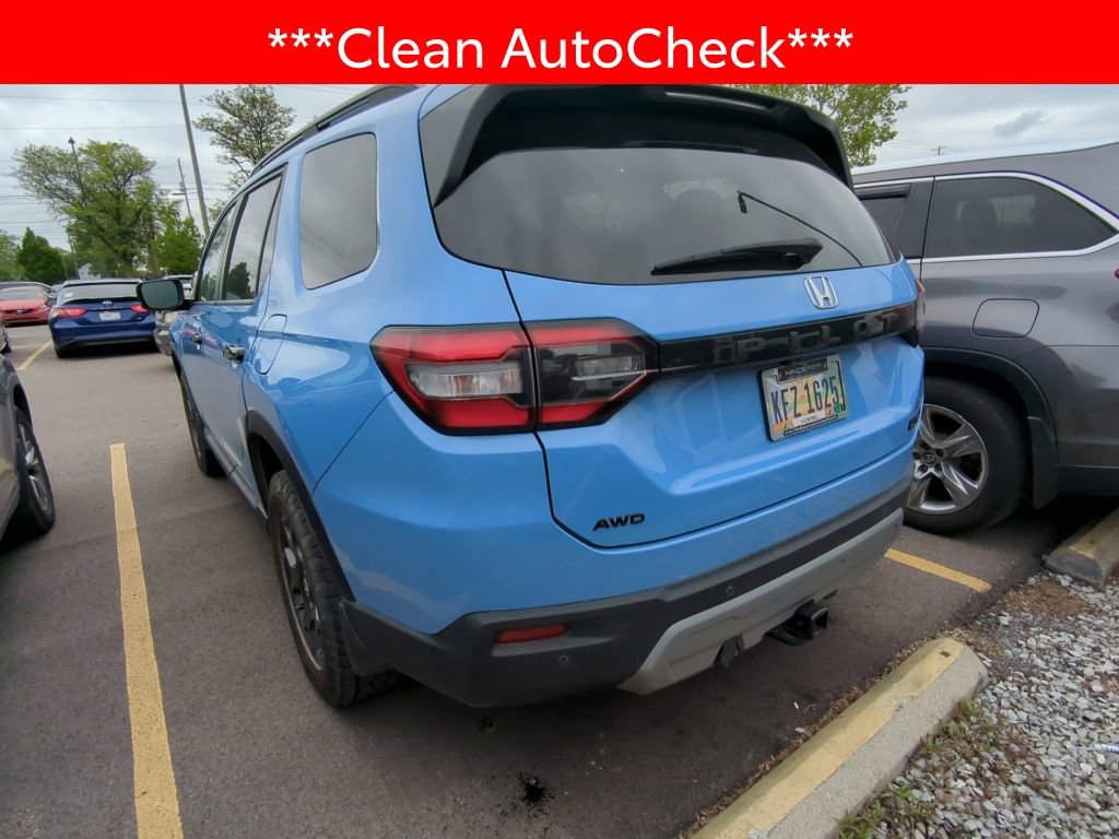 Used 2024 Honda Pilot TrailSport image 4
