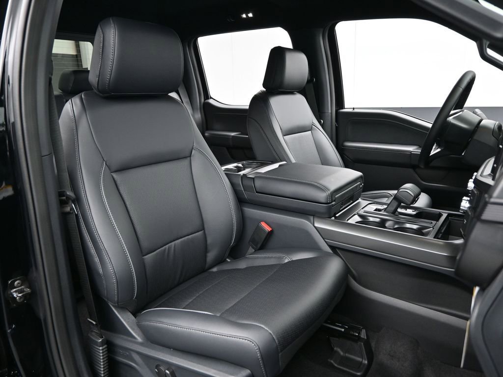 New 2025 Ford F150 Lariat w/ Equipment Group 501A Mid image 31