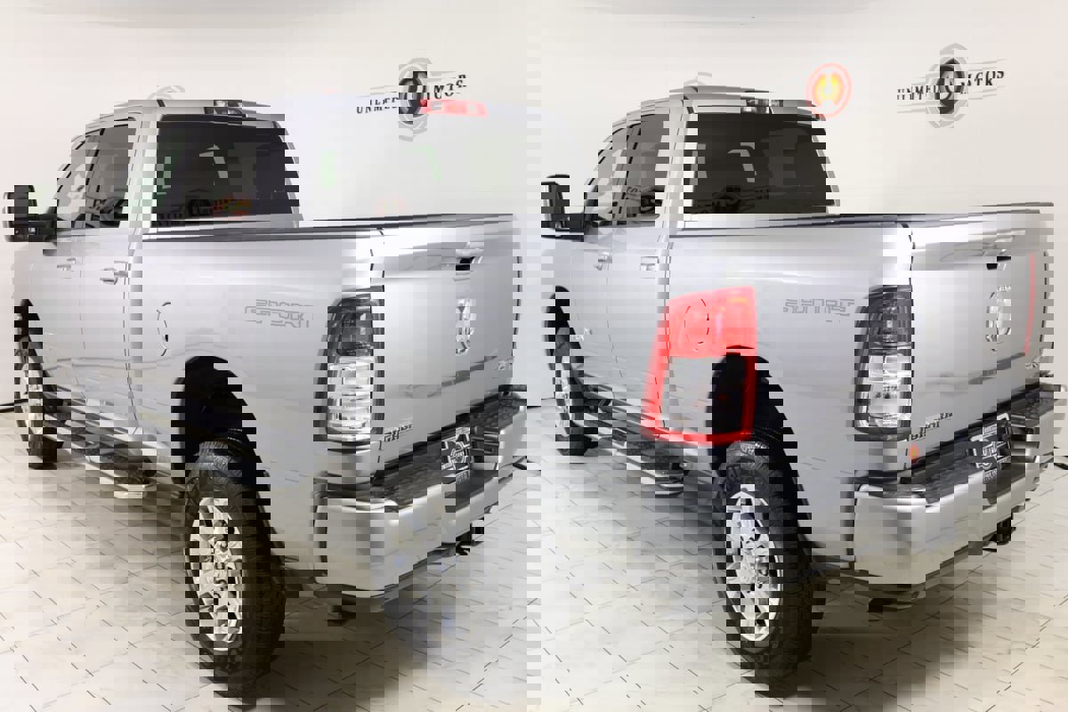 Used 2024 RAM 2500 Big Horn w/ Sport Appearance Package image 4
