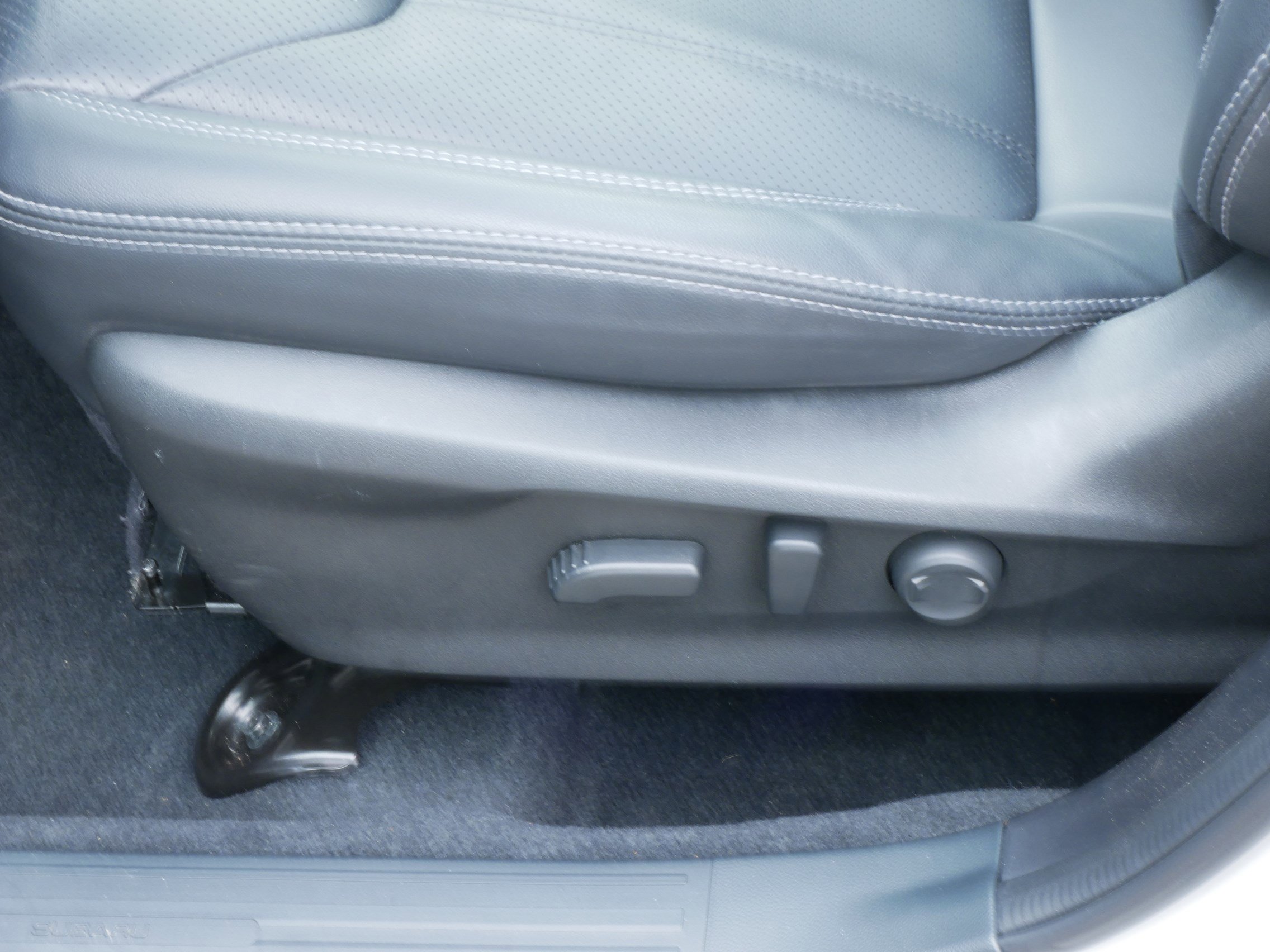 Used 2022 Subaru Forester Touring image 19