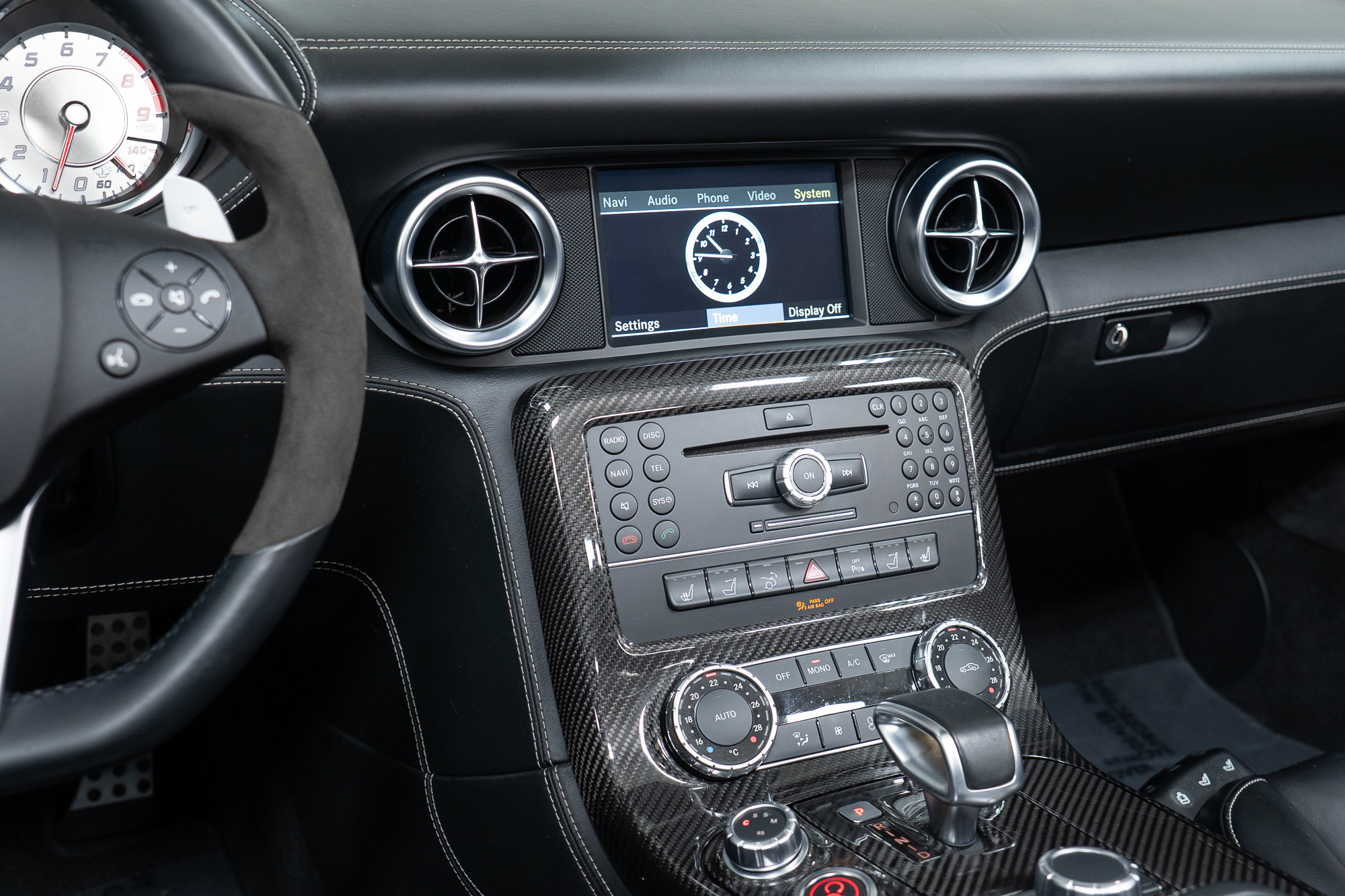 Used 2012 Mercedes-Benz SLS AMG Roadster image 25