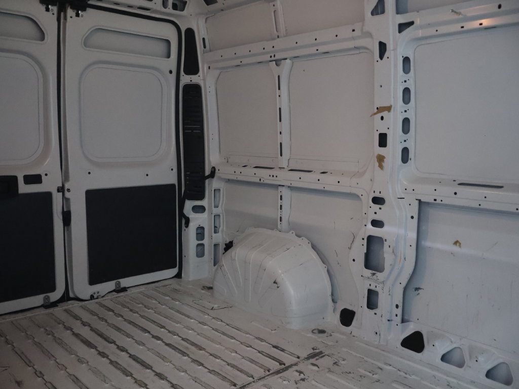Used 2016 RAM ProMaster 1500 w/ Interior Convenience Group FWD image 12