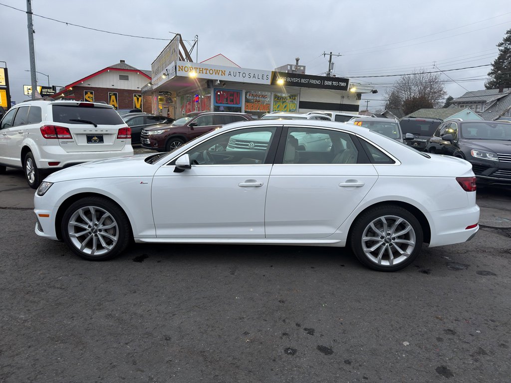Used 2019 Audi A4 2.0T Premium w/ Convenience Package image 3