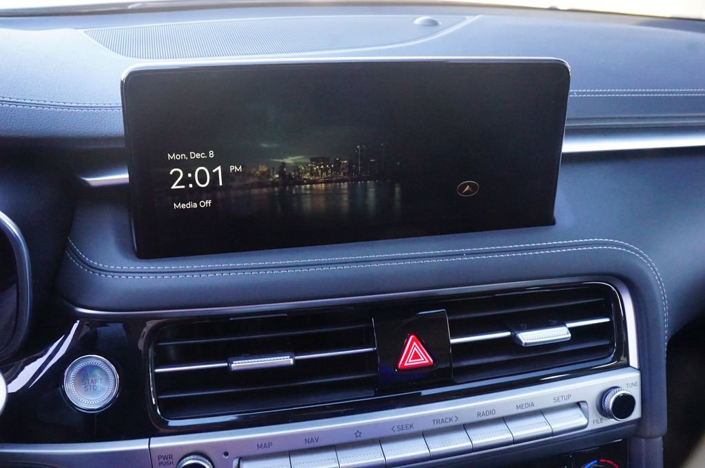 Certified 2026 Genesis G70 2.5T image 9