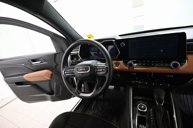 Used 2024 GMC Canyon AT4 image 28