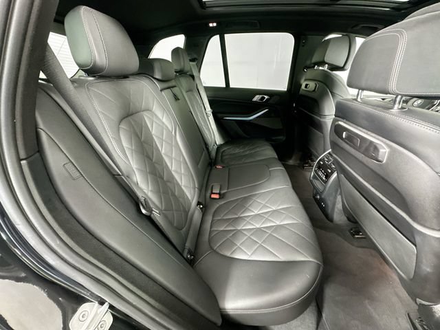 Used 2024 BMW X5 xDrive40i AWD/4WD image 29