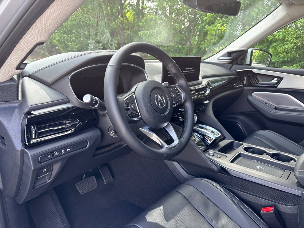 New 2026 Acura MDX w/ Technology Package FWD image 16