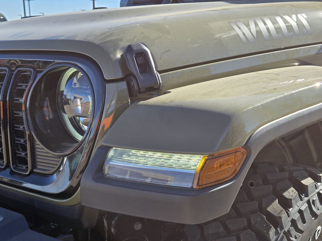 New 2026 Jeep Gladiator Sport S image 5