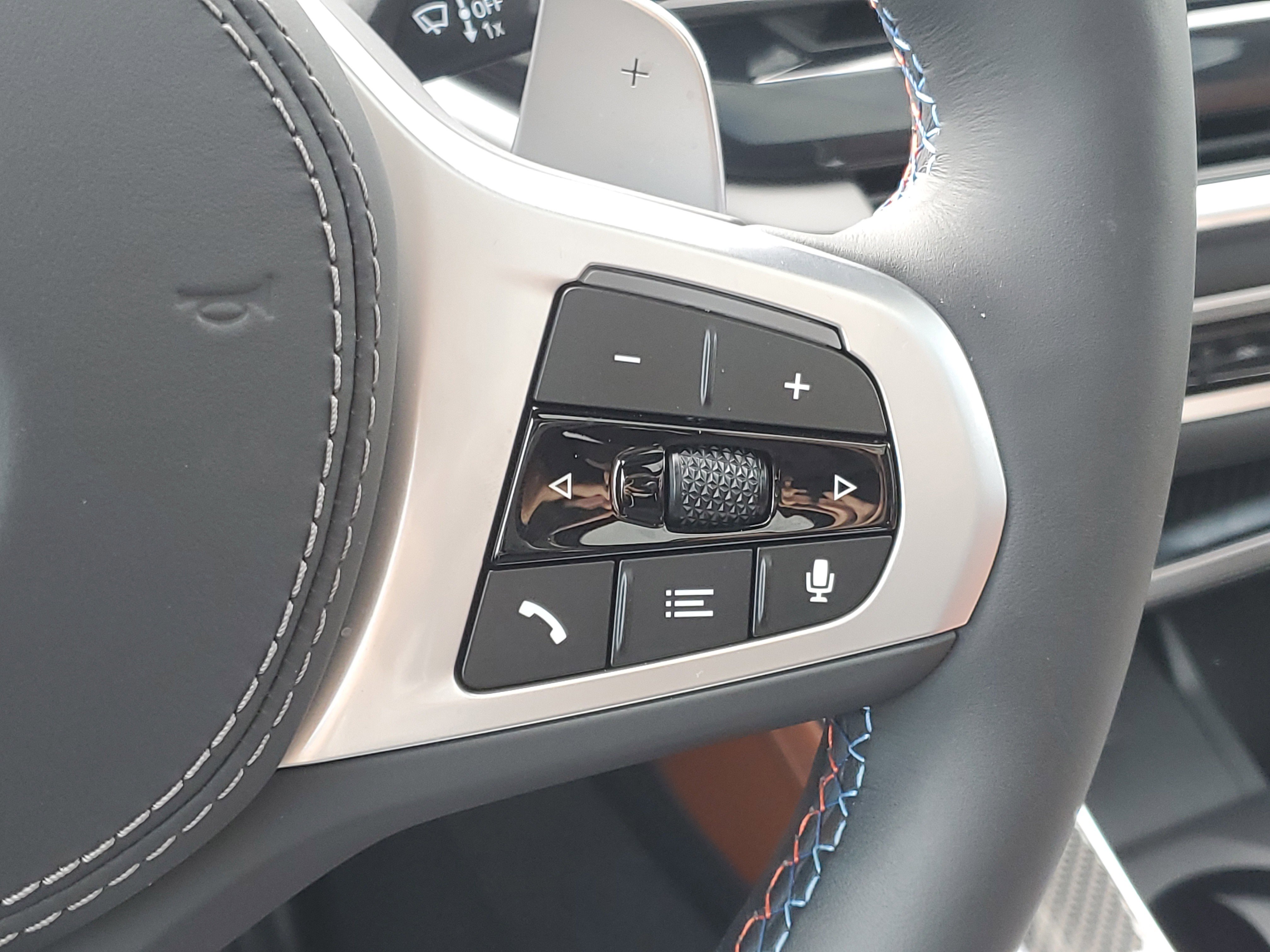 Certified 2025 BMW X5 M60i image 13