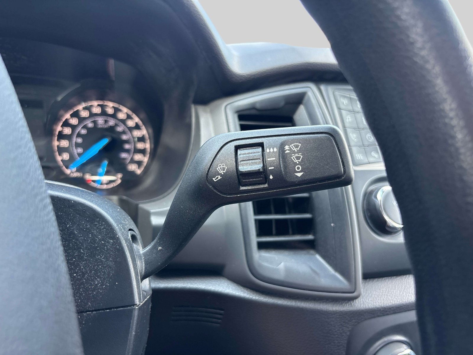 Used 2019 Ford Ranger XL w/ Equipment Group 101A Mid RWD image 26