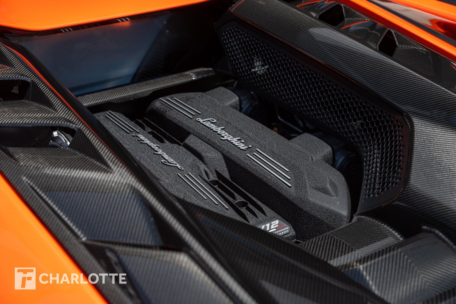 Used 2024 Lamborghini Revuelto AWD/4WD image 17