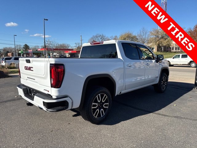 Used 2024 GMC Sierra 1500 AT4 image 5