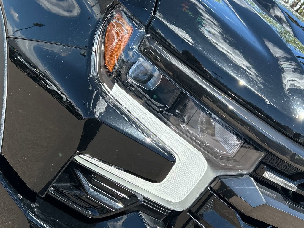 Used 2023 Chevrolet Silverado 1500 ZR2 w/ Technology Package AWD/4WD image 22