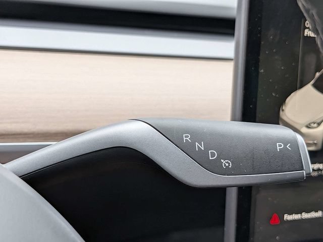 Used 2024 Tesla Model Y Long Range AWD/4WD image 29