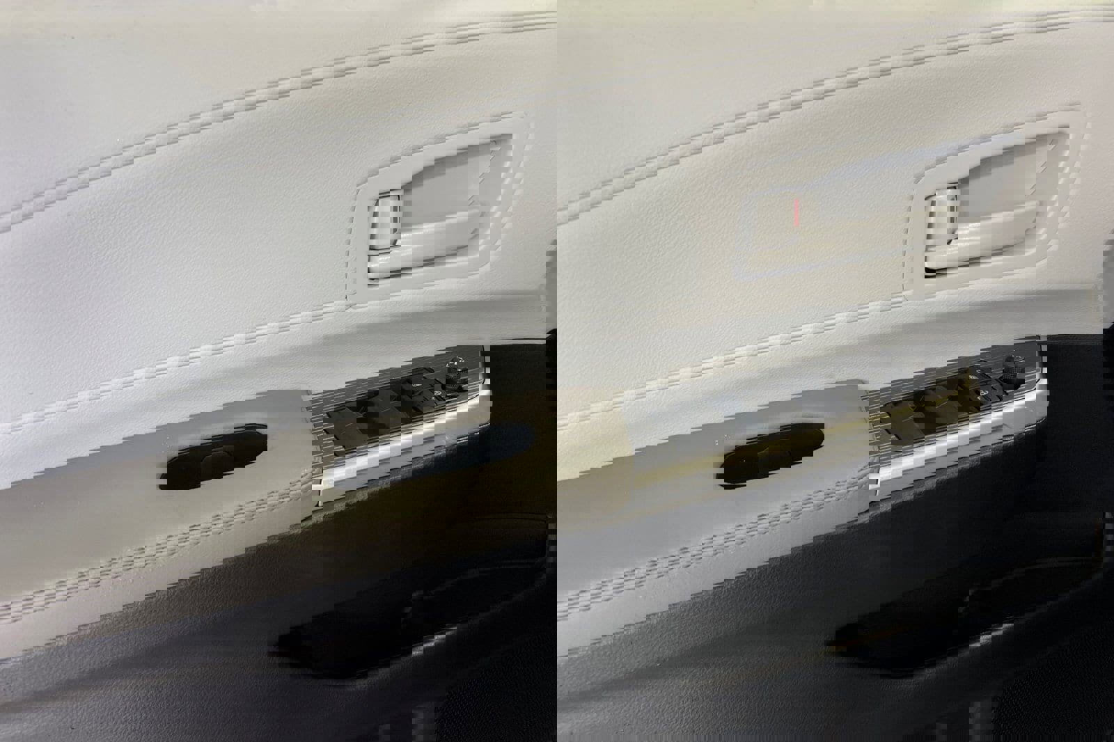 New 2026 Toyota Sienna LE image 10