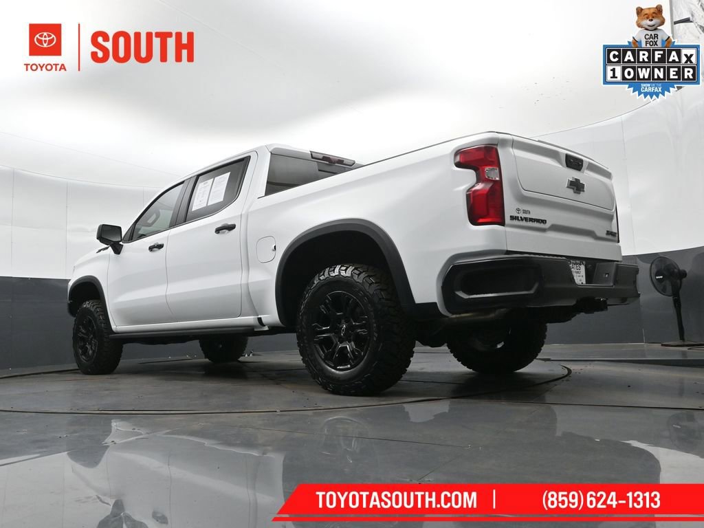 Used 2022 Chevrolet Silverado 1500 ZR2 w/ Technology Package image 44